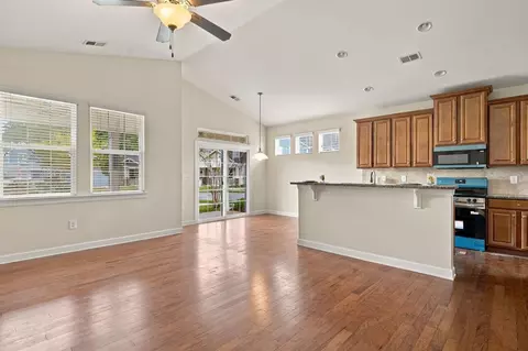 Living - 2583 Heritage Loop, Myrtle Beach, SC 29577 photo 3 of 5