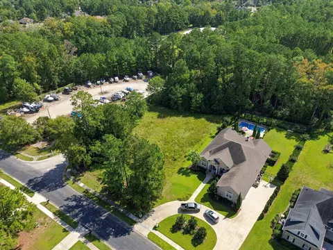 367 Chamberlain Rd, Myrtle Beach, SC 29588 photo 2