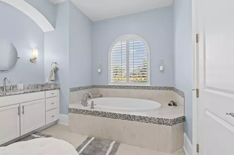 Bath - 9540 Bellasera Cir, Myrtle Beach, SC 29579 photo 2 of 3