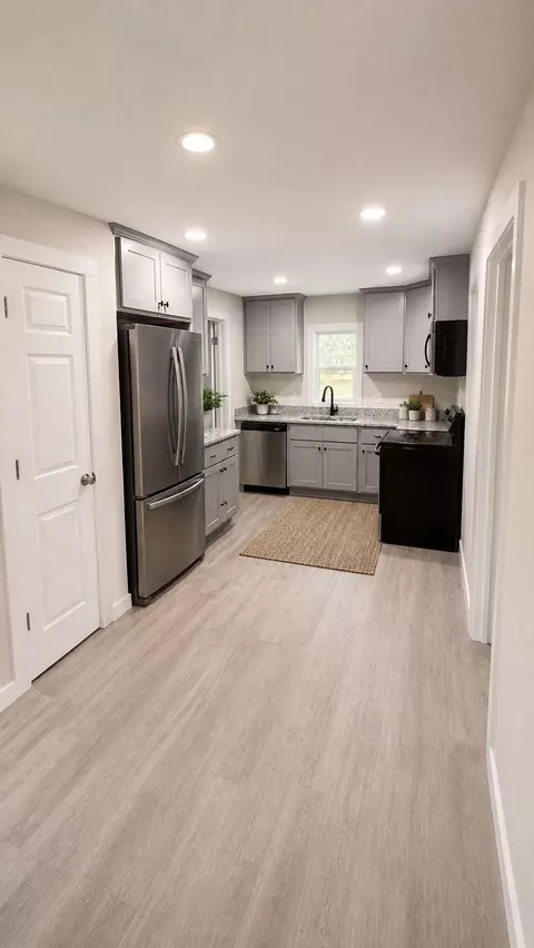 Kitchen - 1744 John St, Conway, SC 29527 photo 1 of 1