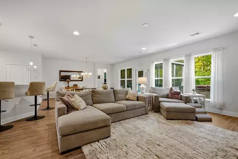 Living - 650 Mccown Dr, Conway, SC 29526 photo 4 of 4