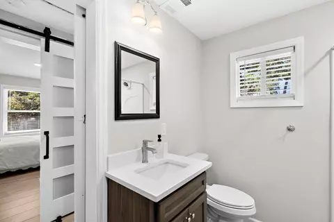 Bath - 20 S Oak Dr, Surfside Beach, SC 29575 photo 4 of 4