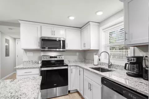Kitchen - 20 S Oak Dr, Surfside Beach, SC 29575 photo 5 of 11