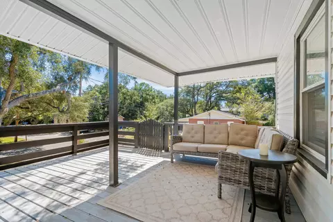 Exterior - 20 S Oak Dr, Surfside Beach, SC 29575 photo 11 of 12