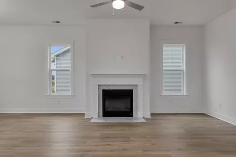 Living - 376 Sweep Dr, Conway, SC 29526 photo 4 of 4