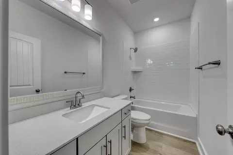 Bath - 376 Sweep Dr, Conway, SC 29526 photo 4 of 4