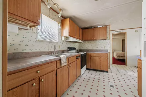 1068 Old River Rd, Fork, SC 29543 photo 5
