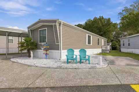 1421 Circle Dr, North Myrtle Beach, SC 29582