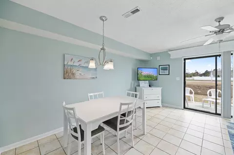 Dining - 201 Double Eagle Dr #E-1, Surfside Beach, SC 29575 photo 1 of 1
