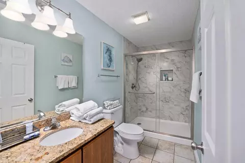Bath - 201 Double Eagle Dr #E-1, Surfside Beach, SC 29575 photo 1 of 2