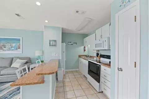 Kitchen - 201 Double Eagle Dr #E-1, Surfside Beach, SC 29575 photo 1 of 1