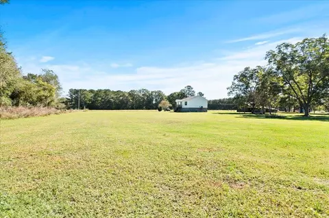 Exterior - 7807 Bay Rd, Gresham, SC 29546 photo 7 of 8