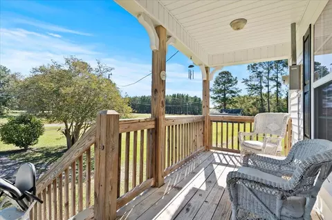 Exterior - 7807 Bay Rd, Gresham, SC 29546 photo 5 of 8