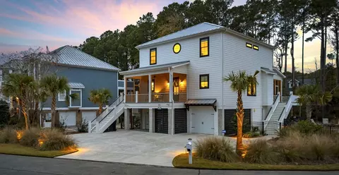 85 Starboard Ct, Pawleys Island, SC 29585