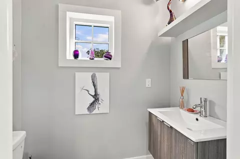 Bath - 329 Kaufman St, Georgetown, SC 29440 photo 1 of 6