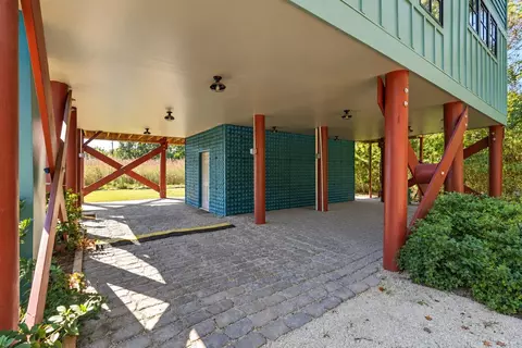 Exterior - 329 Kaufman St, Georgetown, SC 29440 photo 3 of 3