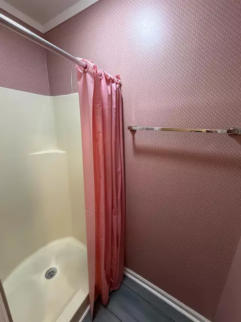 Bath - 204 Double Eagle Dr #C2, Surfside Beach, SC 29575 photo 2 of 3