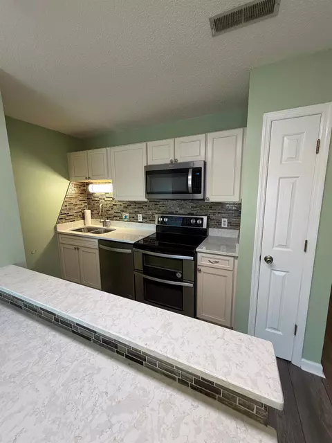 Kitchen - 204 Double Eagle Dr #C2, Surfside Beach, SC 29575 photo 1 of 3