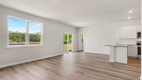 Living - 1039 Autumn Maple Dr, Conway, SC 29527 photo 2 of 2