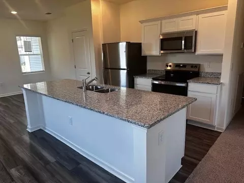 725 Huelva St, Loris, SC 29569 photo 5