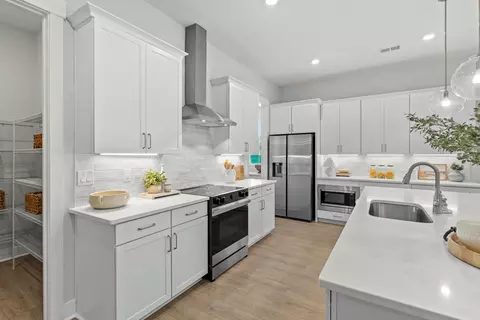 Kitchen - 902 Foxtail Dr #D-43, Longs, SC 29568 photo 4 of 5
