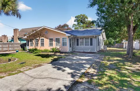 702 43rd Ave S, North Myrtle Beach, SC 29582