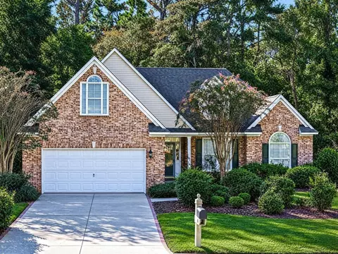 41 Pierpont Ct, Pawleys Island, SC 29585