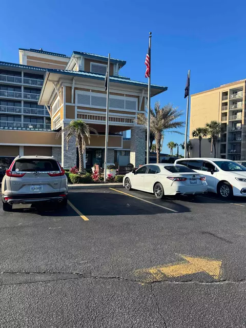 415 S Ocean Blvd, Myrtle Beach, SC 29577
