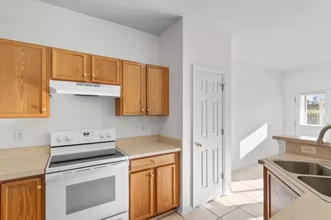 Kitchen - 308 Kiskadee Loop #C, Conway, SC 29526 photo 5 of 5