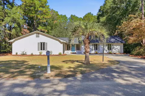 230 Arcadia Rd, Pawleys Island, SC 29585