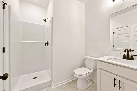 Bath - 172 Buckingham Dr, Conway, SC 29526 photo 1 of 2