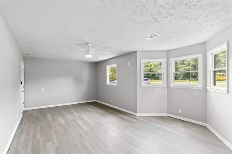 Living - 4249 E Highway 9, Loris, SC 29569 photo 5 of 5