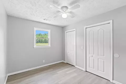 Bedroom - 4249 E Highway 9, Loris, SC 29569 photo 2 of 6