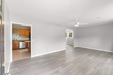 Living - 4249 E Highway 9, Loris, SC 29569 photo 1 of 5