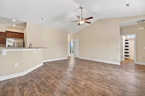 Living - 207 Copperwood Loop, Conway, SC 29526 photo 2 of 3