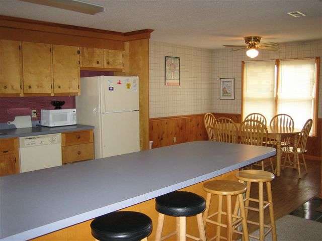 141 Marlin Dr, Supply, NC 28462 photo 6