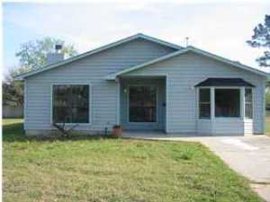104 Sapling Ct, Moncks Corner, SC 29461 photo 1