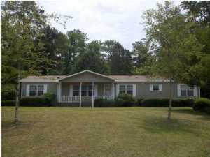 1025 Tranquility Ln, Manning, SC 29102 photo 1
