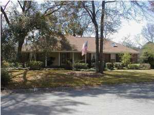 656 Cain Dr, Mount Pleasant, SC 29464 photo 1