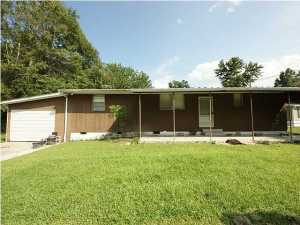 631 Lakeside Dr, Moncks Corner, SC 29461 photo 1
