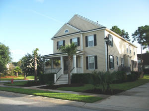 1429 Clancy Rd, Mount Pleasant, SC 29466 photo 1