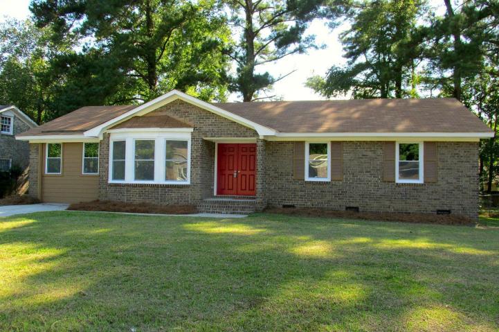 212 Iris St, Ladson, SC 29456 photo 1