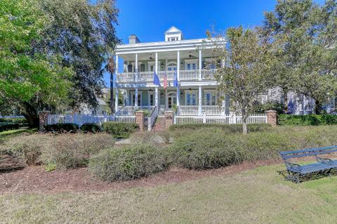 159 E Shipyard Rd, Mount Pleasant, SC 29464 photo 1