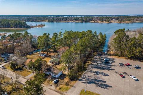 636 Lakeside Dr, Moncks Corner, SC 29461 photo 1
