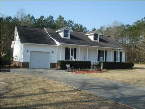119 Spring Ln, Moncks Corner, SC 29461 photo 1