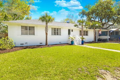 1310 Wayne St, Mount Pleasant, SC 29464 photo 1
