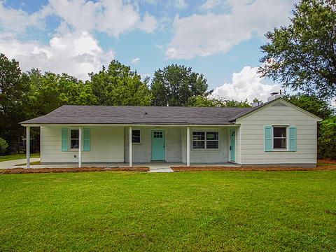 524 Division St, Moncks Corner, SC 29461 photo 1