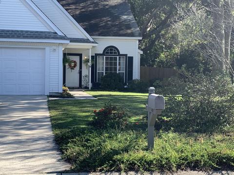 488 Springfield Rd, Mount Pleasant, SC 29464 photo 1