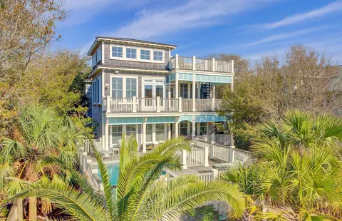 913 Carolina Blvd, Isle Of Palms, SC 29451