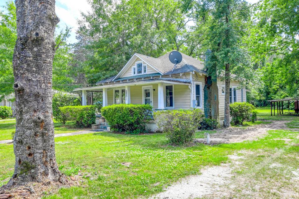 10514 Cottageville Hwy, Cottageville, SC 29435 27 Photos MLS